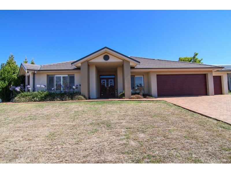 25 Stirling Avenue, Orange NSW 2800