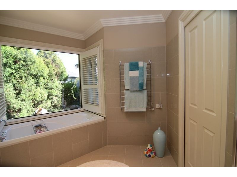 25 Stirling Avenue, Orange NSW 2800