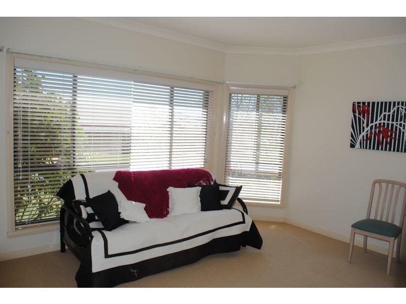 6 Georgia Place, Bathurst NSW 2795