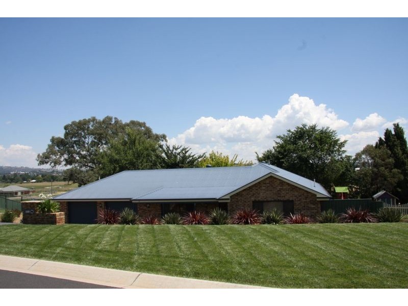 3 Negundo Place, Bathurst NSW 2795