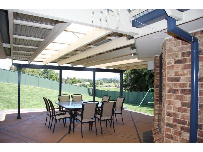 3 Negundo Place, Bathurst NSW 2795