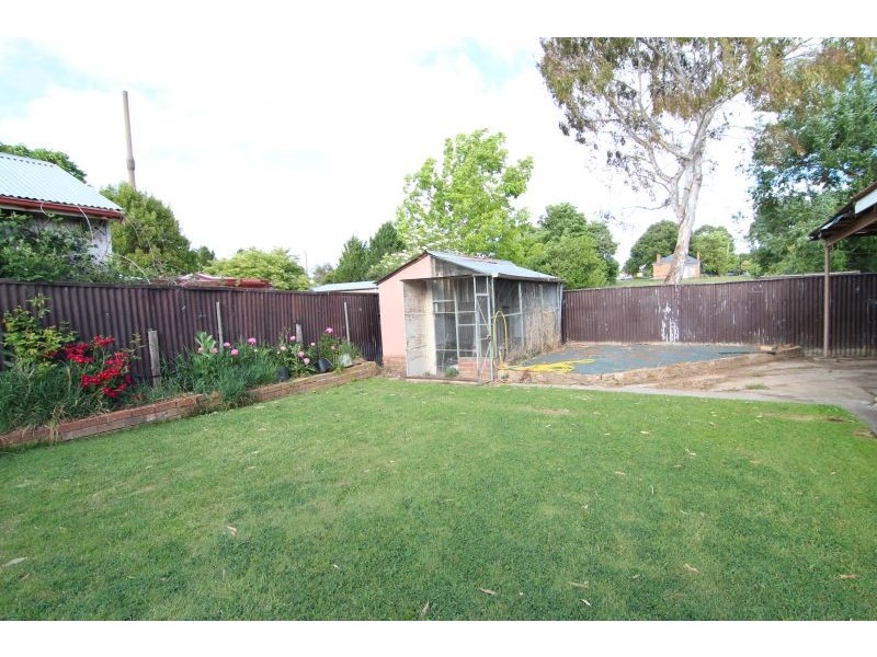 5 Autumn Street, Orange NSW 2800