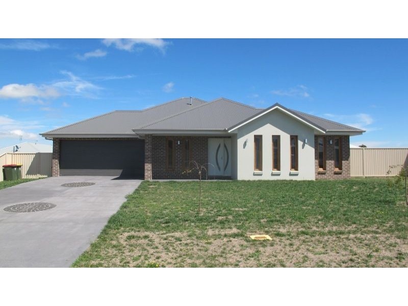 27 Stabback Street, Millthorpe NSW 2798