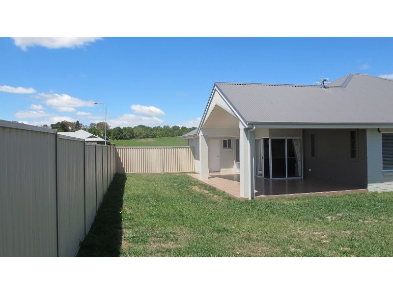 27 Stabback Street, Millthorpe NSW 2798