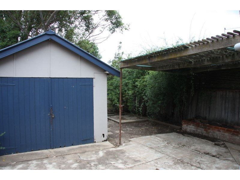 283 Russell Street, Bathurst NSW 2795