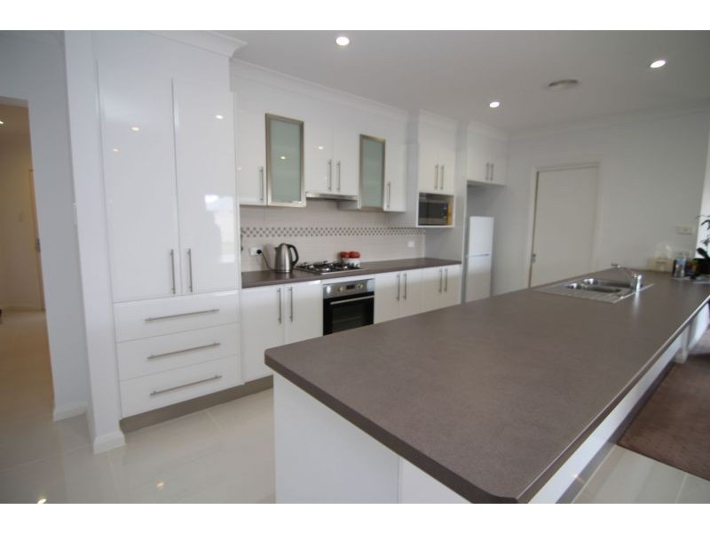 13 Saphire Street, Orange NSW 2800
