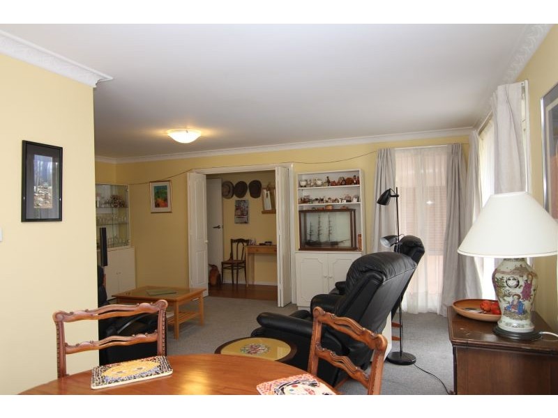 1 Pioneer Place, Orange NSW 2800