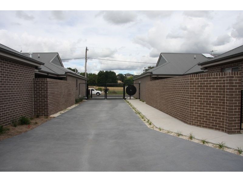 5/190 Gilmour Street, Bathurst NSW 2795