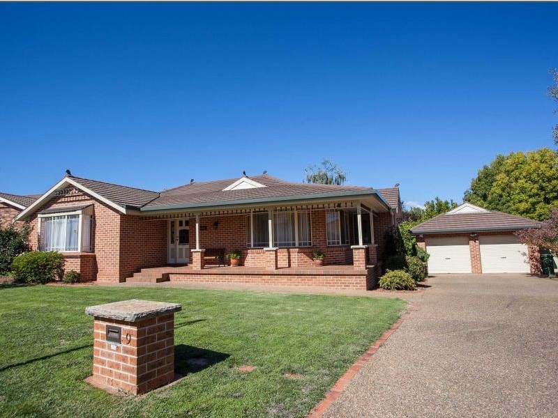 9 Braemar Circuit, Orange NSW 2800