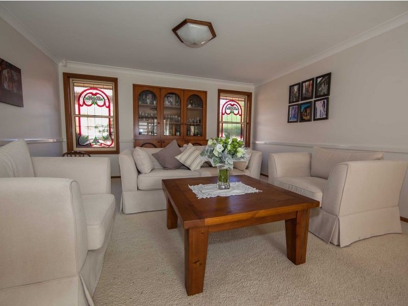 9 Braemar Circuit, Orange NSW 2800