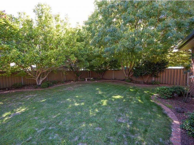 9 Braemar Circuit, Orange NSW 2800