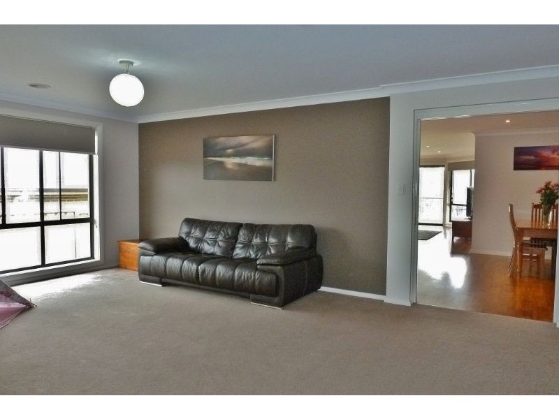 28 George Weily Place, Orange NSW 2800