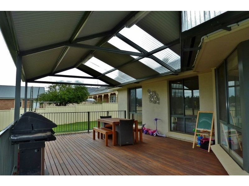 28 George Weily Place, Orange NSW 2800