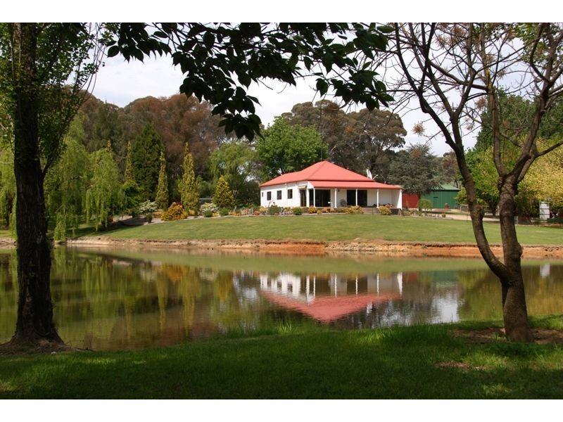 2868 Hobbys Yards Road, Blayney NSW 2799