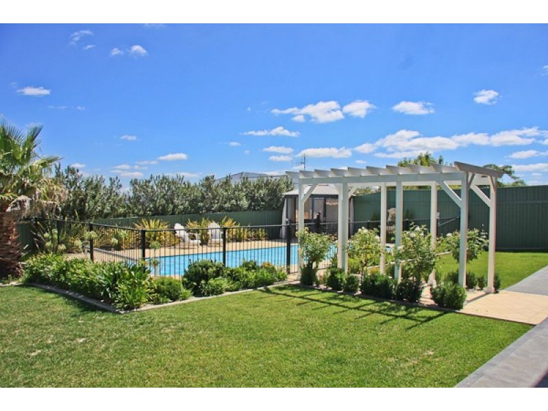 50 Ilumba Way, Bathurst NSW 2795