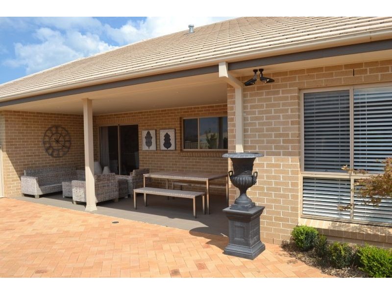 17 Murray Avenue, Orange NSW 2800