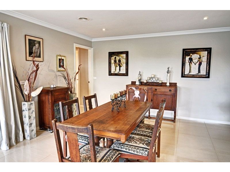 12 McCarron Place, Orange NSW 2800