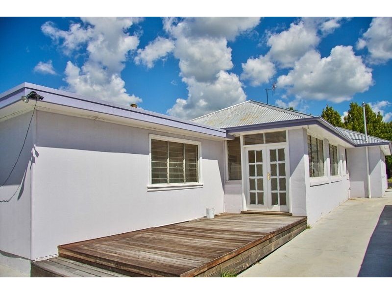 267 Lambert Street, Bathurst NSW 2795