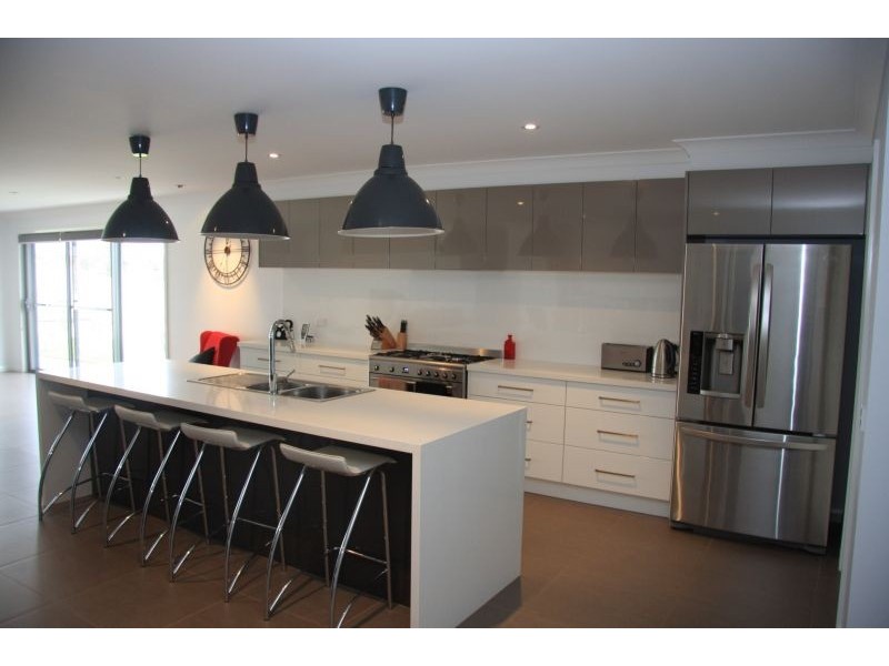 22 Arnold Court, Bathurst NSW 2795