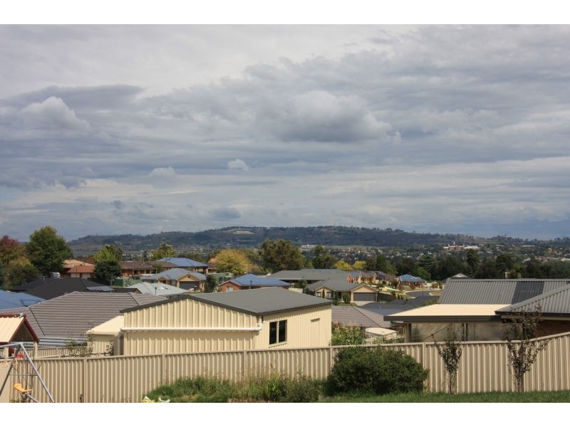 22 Arnold Court, Bathurst NSW 2795