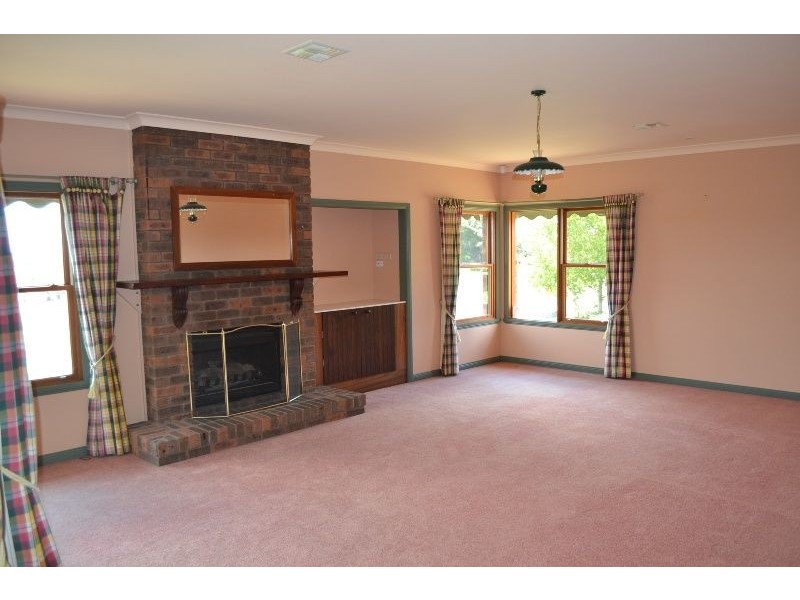 10 Illamatta Way, Orange NSW 2800