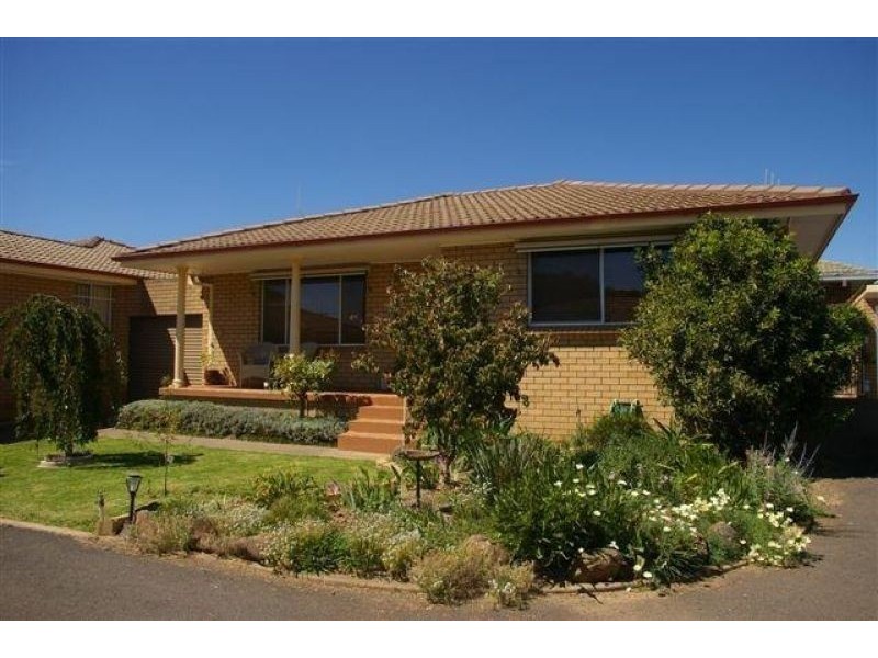 21/98 Kenna Street, Orange NSW 2800