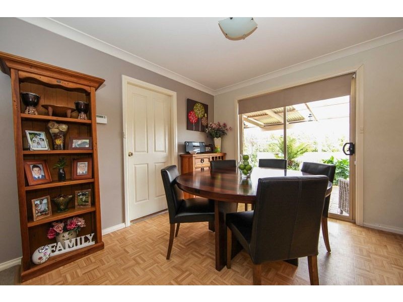 36 Coombes Place, Orange NSW 2800