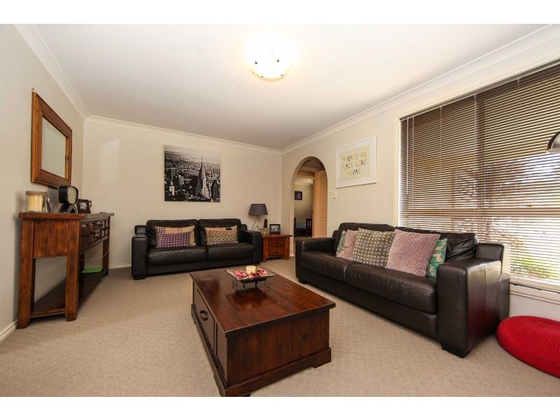 36 Coombes Place, Orange NSW 2800