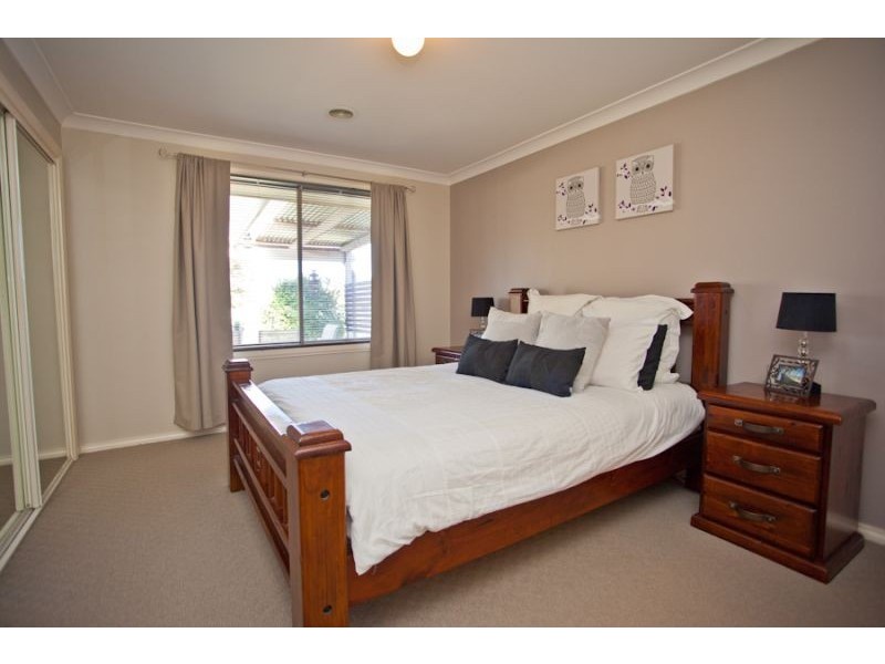 36 Coombes Place, Orange NSW 2800