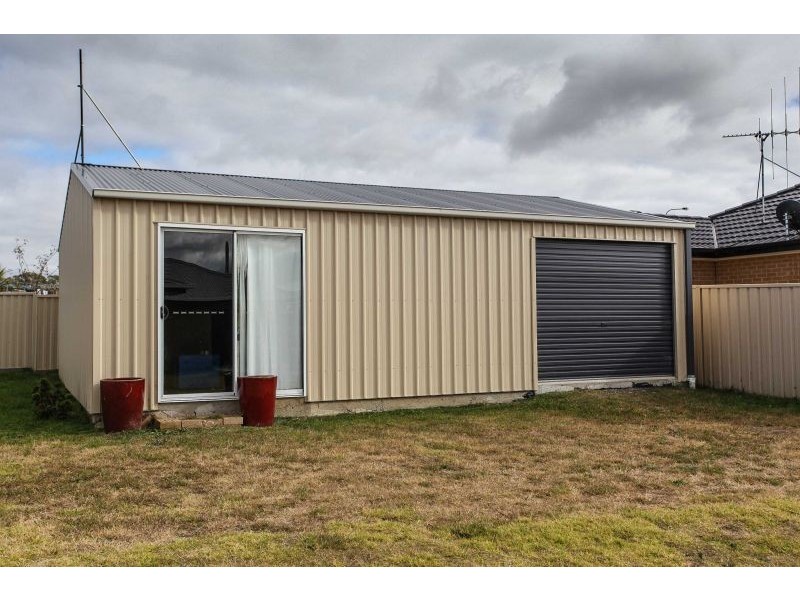 134 Diamond Drive, Orange NSW 2800