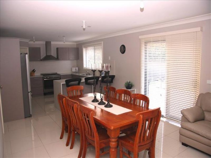 4 Colonial Circuit, Kelso NSW 2795