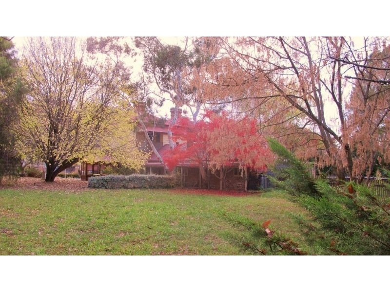 9 Naylor Street, Carcoar NSW 2791