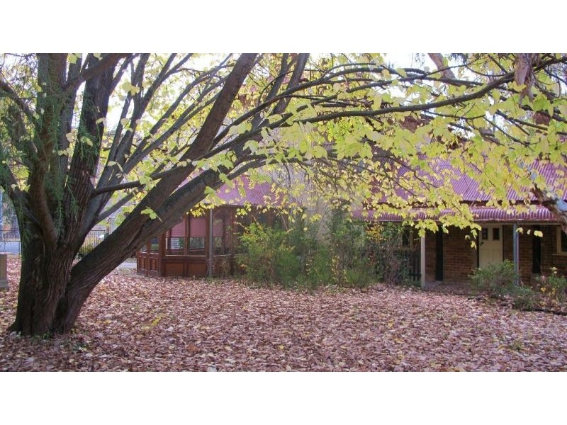 9 Naylor Street, Carcoar NSW 2791