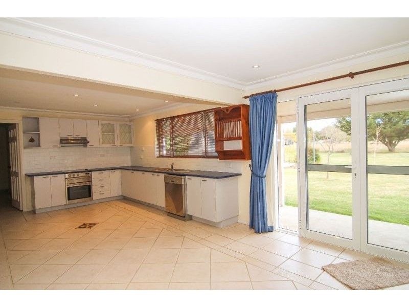53 Ploughmans Lane, Orange NSW 2800
