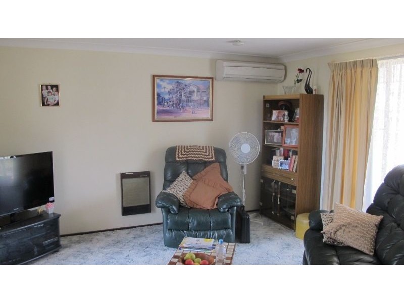 16 Osman Street, Blayney NSW 2799