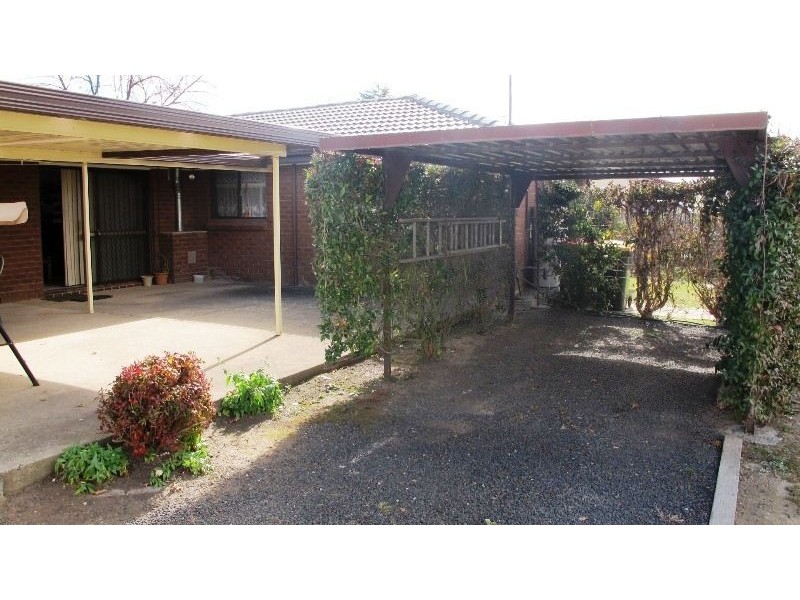 16 Osman Street, Blayney NSW 2799