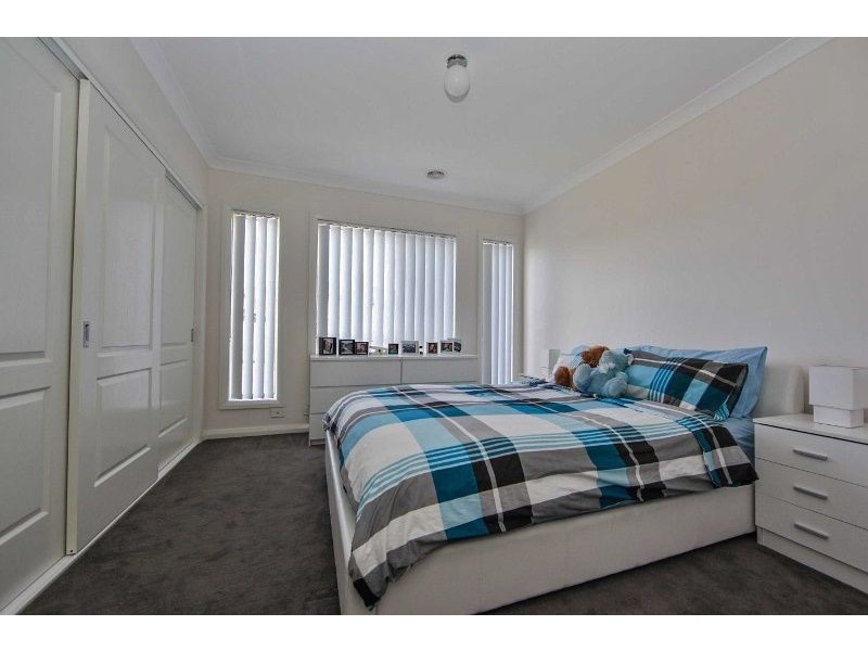 71 Brooklands Drive, Orange NSW 2800
