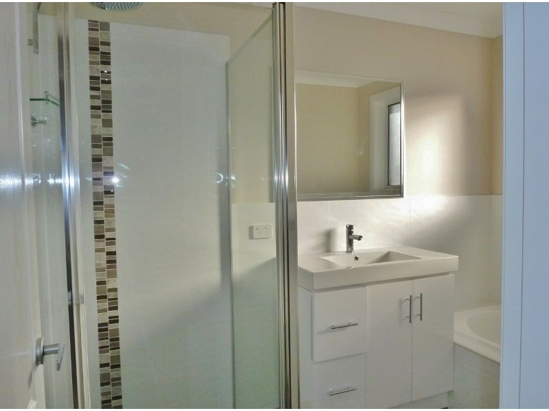 4 Pearl Court, Orange NSW 2800