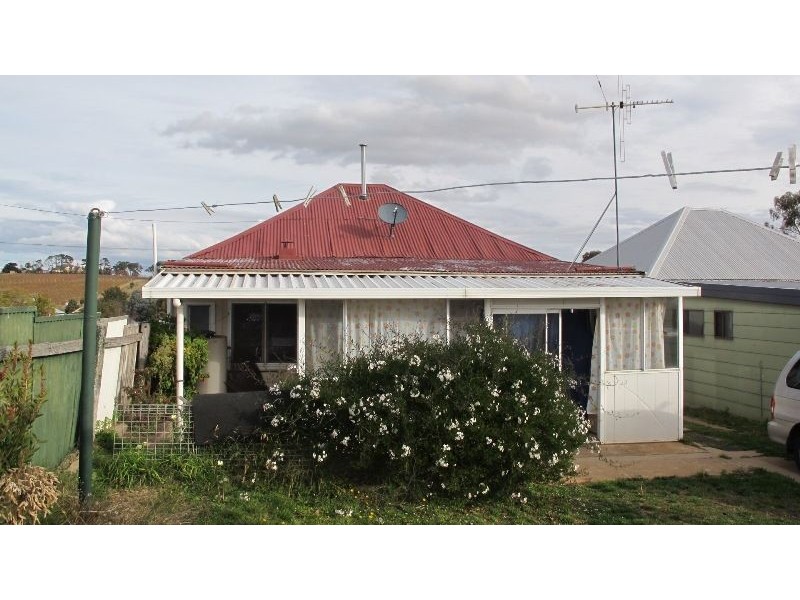 33 Pilcher Street, Millthorpe NSW 2798