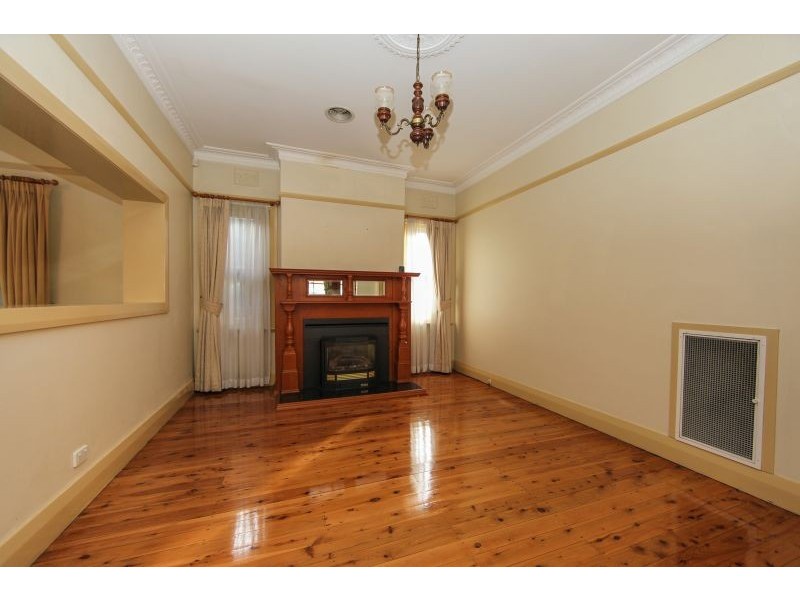 192 Byng Street, Orange NSW 2800