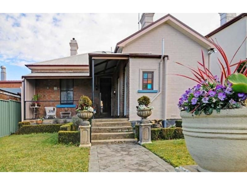 27 Bathurst Road, Orange NSW 2800