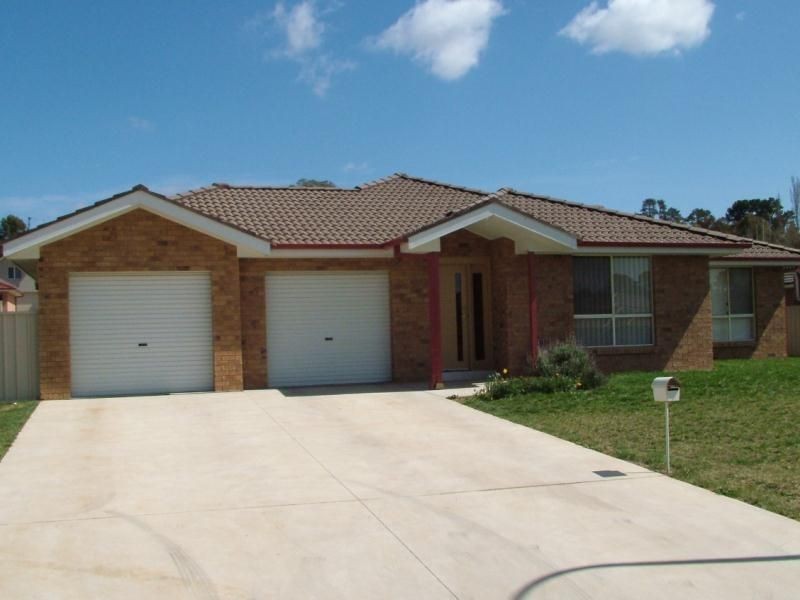 45 Fahy Crescent, Orange NSW 2800