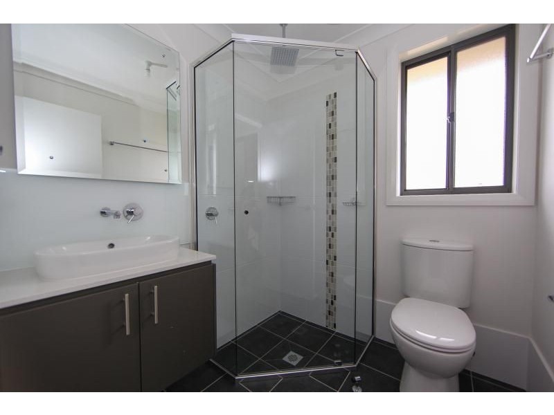 6 Molloy Drive, Orange NSW 2800