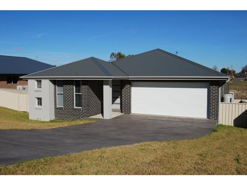 70 Phillip Street, Orange NSW 2800