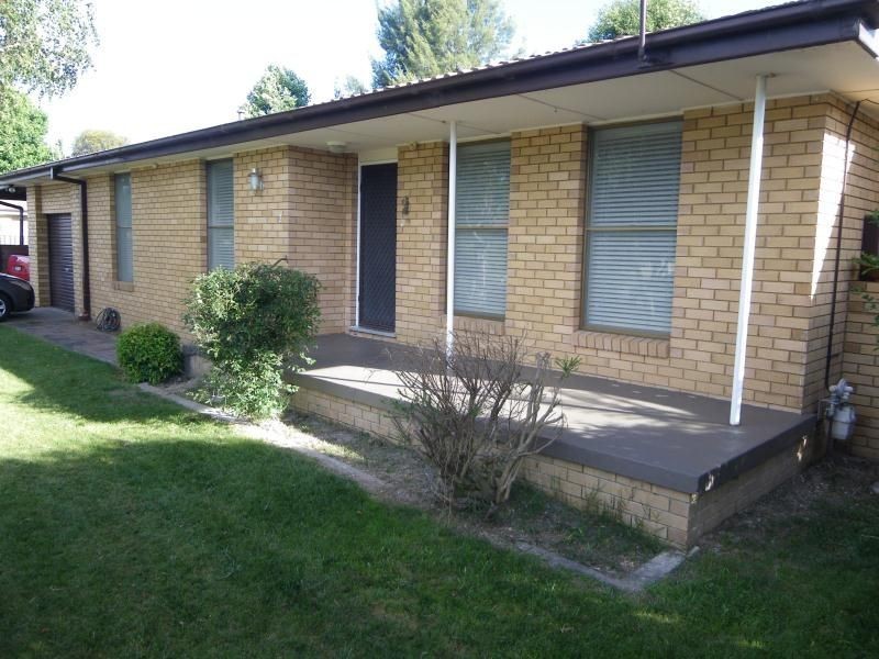 2 Prunus Avenue, Orange NSW 2800