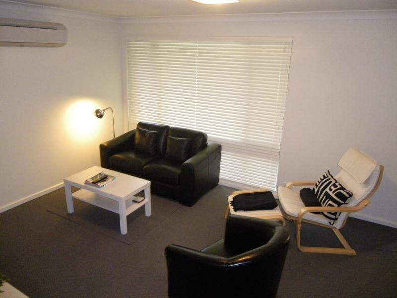 1/170 Samspson Street, Orange NSW 2800