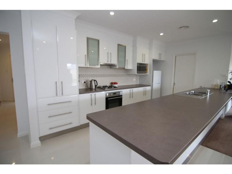13 Sapphire Street, Orange NSW 2800