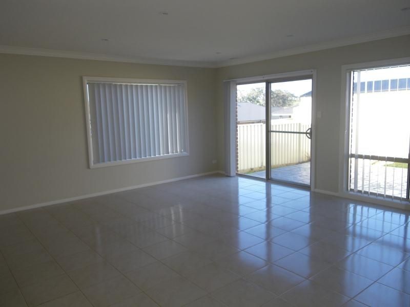 52 William Maker Drive, Orange NSW 2800