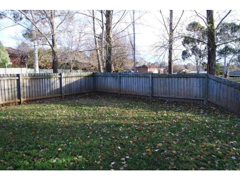2 Woodbine Close, Orange NSW 2800