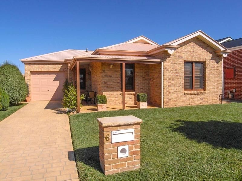 6 Wisteria Place, Orange NSW 2800